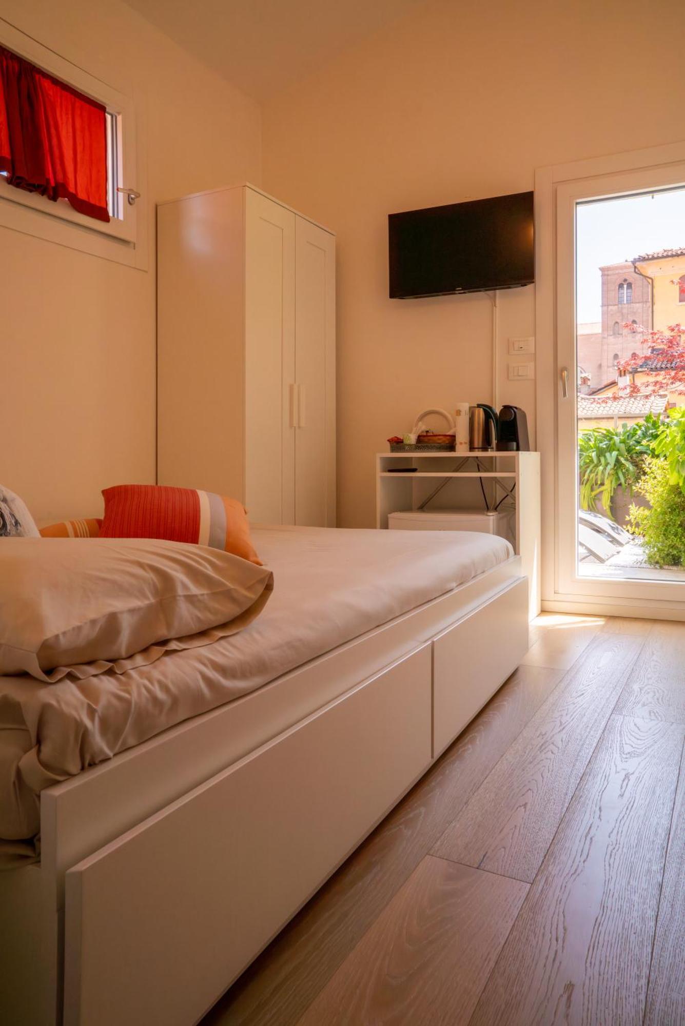 Piazza Maggiore Santa Margherita B&B Bologna Phòng bức ảnh